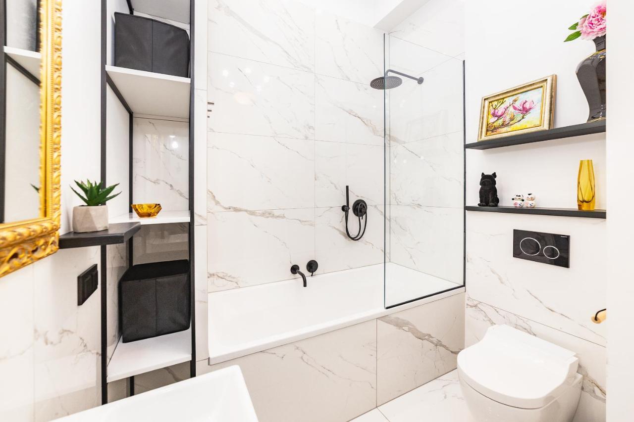 Retro Apartment Old Town Вроцлав Екстериор снимка